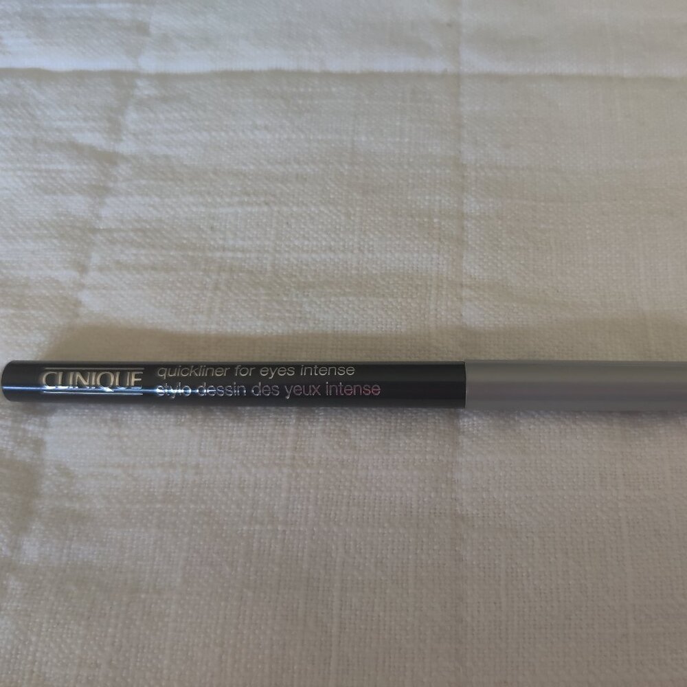 Clinique Quickliner for Eyes Intense